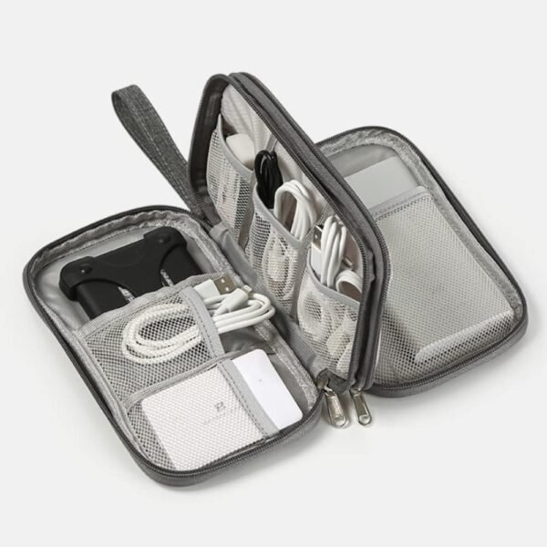 Gadget e kit tecnologico imbottito per riporre accessori elettronici - Image 4