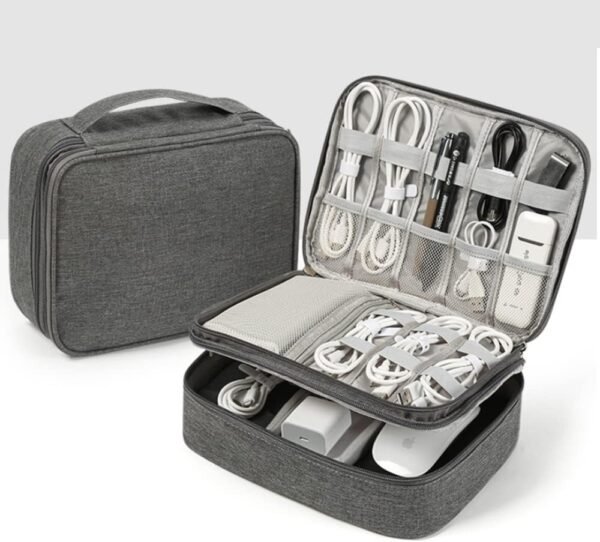 Gadget e kit tecnologico imbottito per riporre accessori elettronici - Image 3