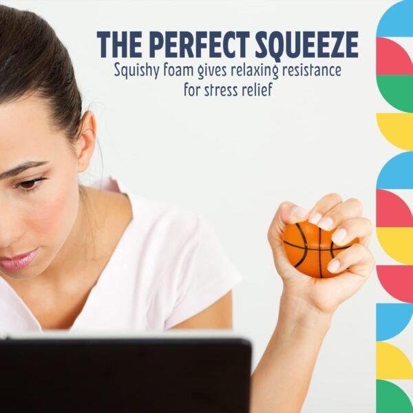 Steemjoey Set di 4 Sports Stress Balls Giocattolo Giocattolo di Ansia Sensoriale Gocattolo Stress Sollievo per Bambini Adulti, Include Pallacanestro, Calcio, Palla da Calcio, Palla da Tennis - Image 4