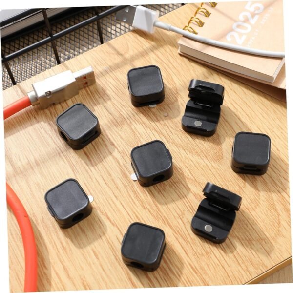 FELTECHELECTR 8 Pezzi Avvolgibobina adesivo gadget per ufficio fermacavi magnetici fascette magnetiche accessori tecnologici organizzatore di cavi magnetici Organizzatore del portacavi AbS Black - Image 4