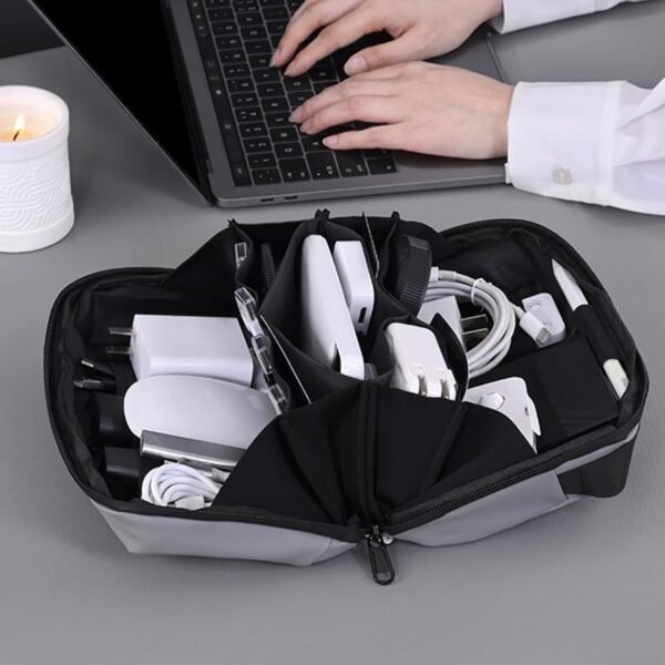 Borsa Organizzatrice Cavi Da Viaggio,Porta Caricabatterie Compatto | Borsa Imbottita con Scomparti Zip per Caricatori Hard Drive Telefono Gadget Antishock - Image 2