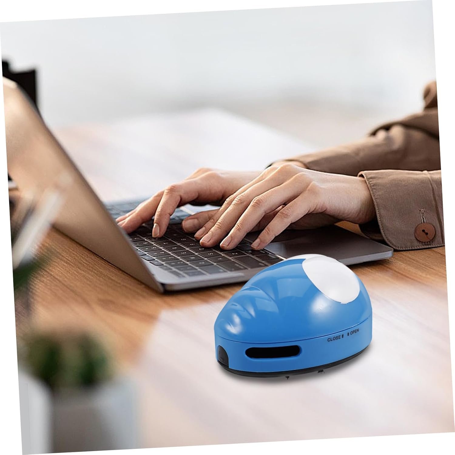 TOPPERFUN mini aspirapolvere con tastiera mini aspirapolvere per scrivania piccolo aspirapolvere gadget da tavolo dei cartoni animati aspirapolvere a mano battitappeto addominali Blu - Image 4
